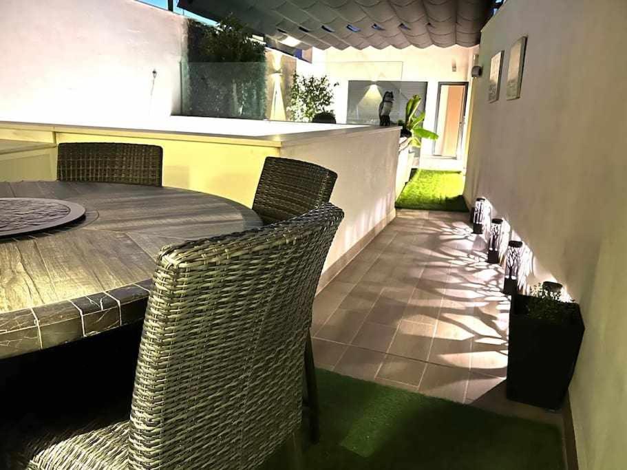 Elegant Duplex 3 Master Bedrooms And Private Sevilha Exterior foto